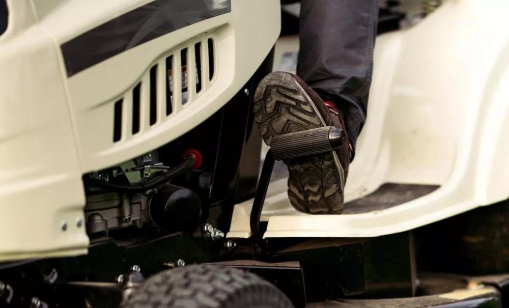 Vente de tondeuses autoportées